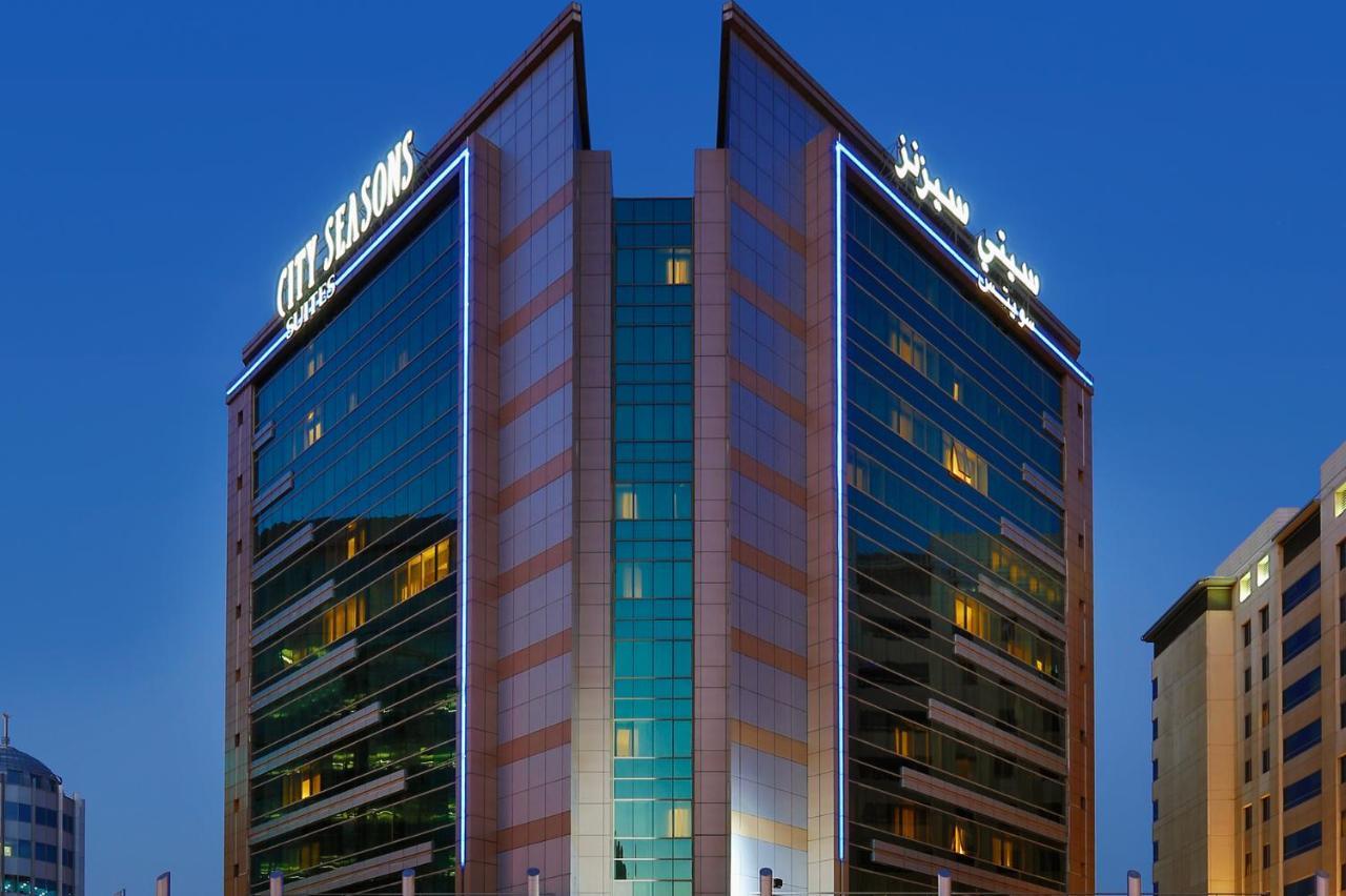 City Seasons Suites Dubai Bagian luar foto
